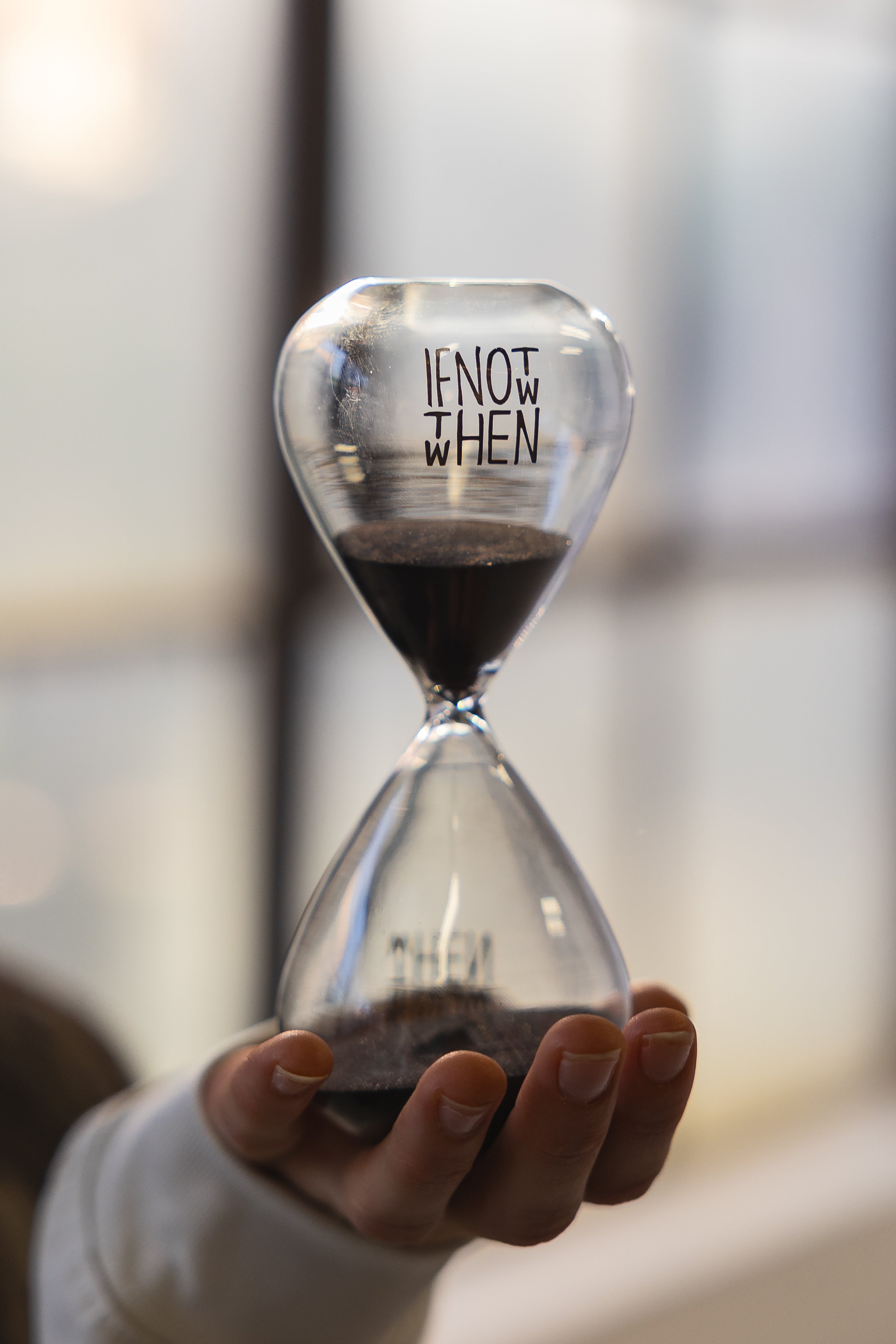 1-Hour Time Keeper (Hourglass)